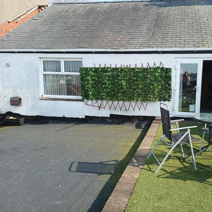 Roman Bank With Spa Bath, Terrace And Mermaid'S Teepee Skegness Exterior photo